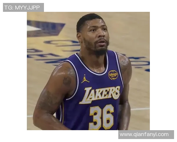 马库斯斯马特的篮球之路与职业生涯的辉煌成就解析