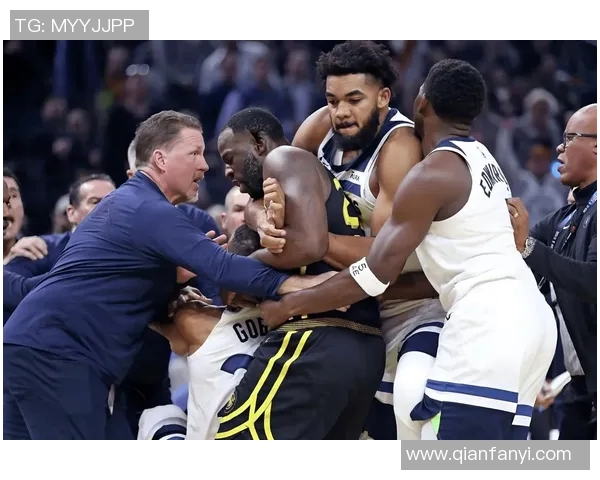 尼克斯队员接受采访称团队精神正处于低谷：深度剖析球队内部困境